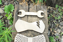 Load image into Gallery viewer, Unfinished laser cut plywood bow-ties - natural - eco friendly
