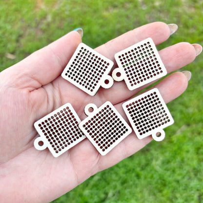Tiny Cross Stitch Wood Blanks for Embroidery Jewelry - Mini 1х1 inch Birch Plywood Pendants for Earrings, Charms & DIY Crafts