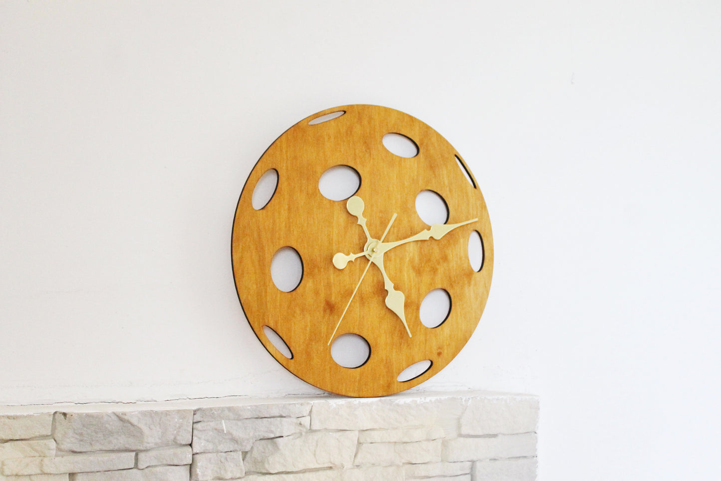 Wooden clock - Pickleball - beech wood color - 355 mm - 14 inches - light and ready to ship - handmade clock - Silent clock mechanism