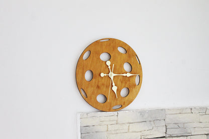 Wooden clock - Pickleball - beech wood color - 355 mm - 14 inches - light and ready to ship - handmade clock - Silent clock mechanism