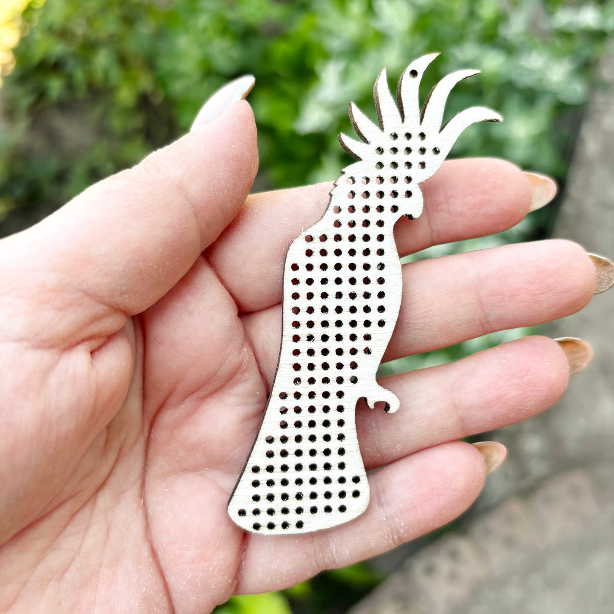 Cockatoo Cross Stitch Blank, Wooden Bird Embroidery Ornament, Needlework Pendant, Unfinished Wood Craft Blank, 90 mm