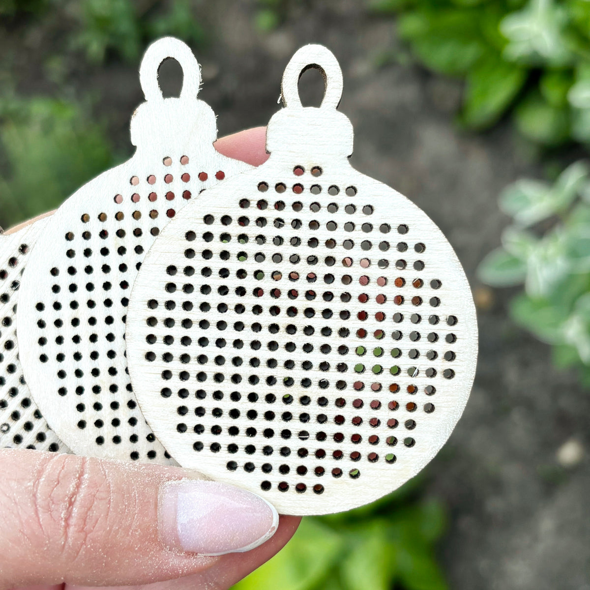 Christmas Ball Cross Stitch Blank, Wooden Embroidery Ornament, Unfinished Bauble Pendant, DIY Needlecraft Decoration, Laser Cut
