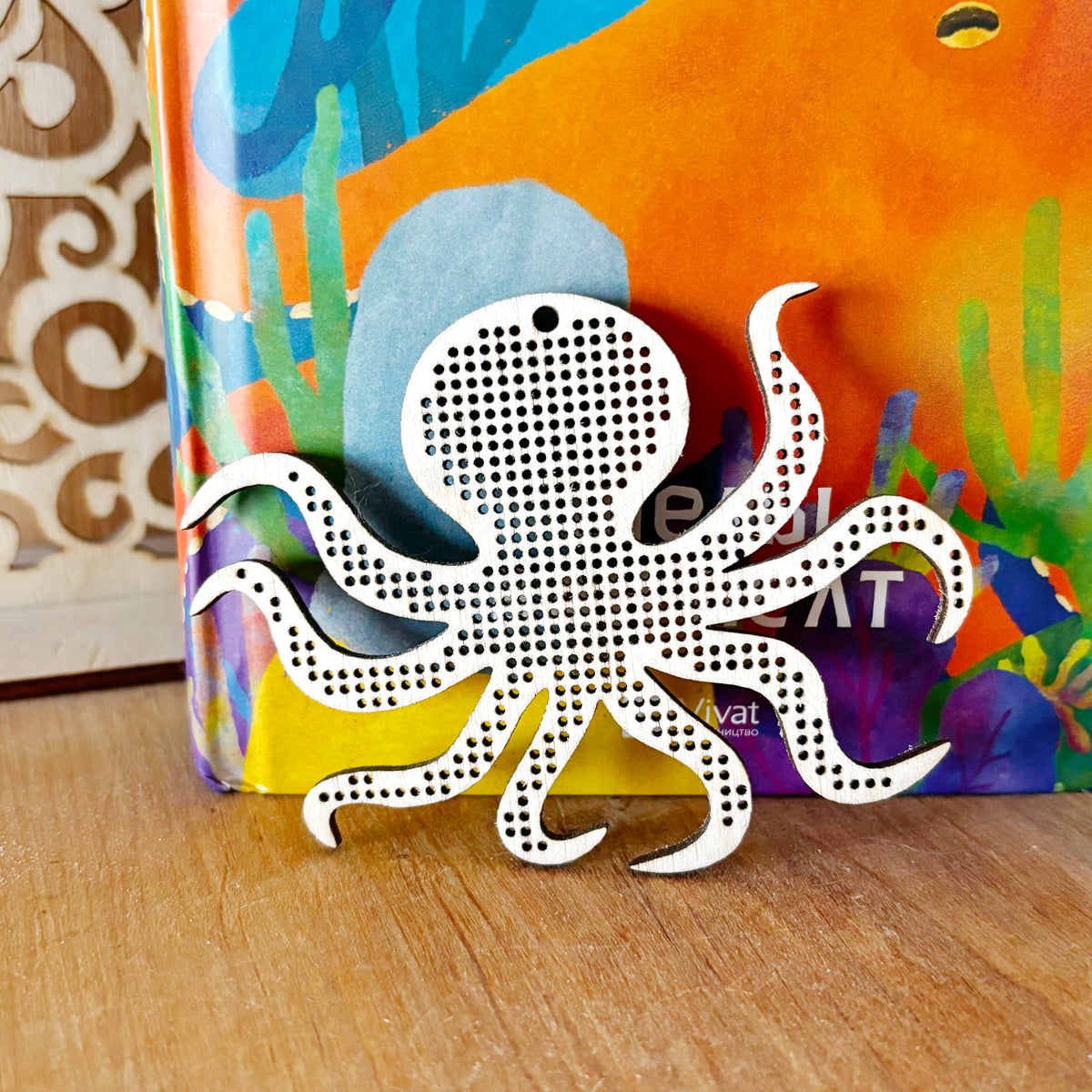 Octopus Cross Stitch Blank, Wooden Embroidery Shape, DIY Needlework Craft, 100mm x 75mm, Unfinished Wood Stitching Base