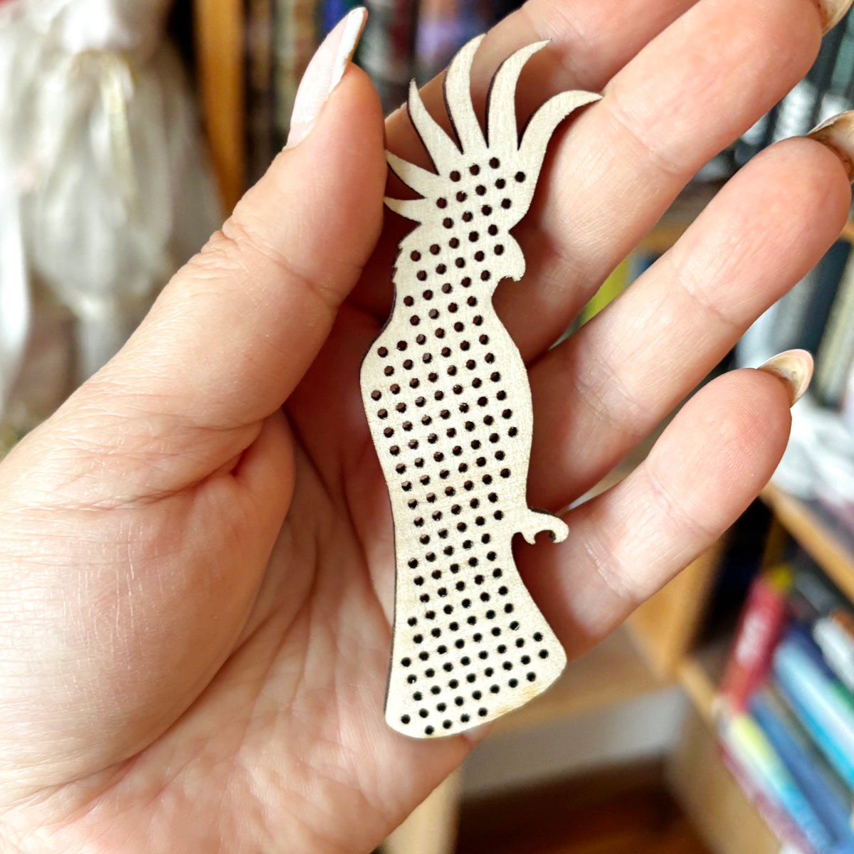 Cockatoo Cross Stitch Blank, Wooden Bird Embroidery Ornament, Needlework Pendant, Unfinished Wood Craft Blank, 90 mm
