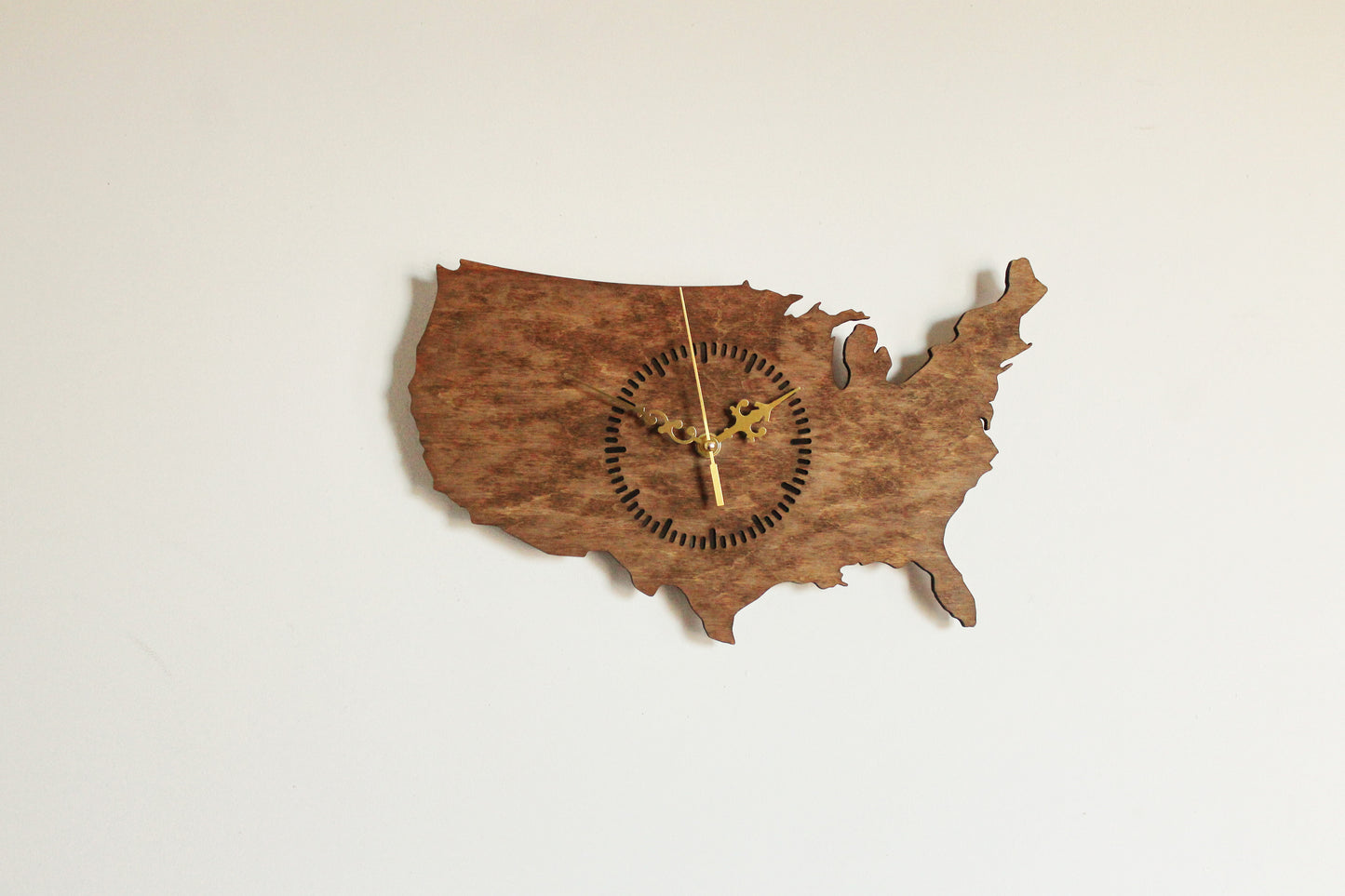 Wooden modern clock - United States of America - map - chestnat wood color - 350 mm - 13.8 inches - handmade clock - Silent clock mechanism