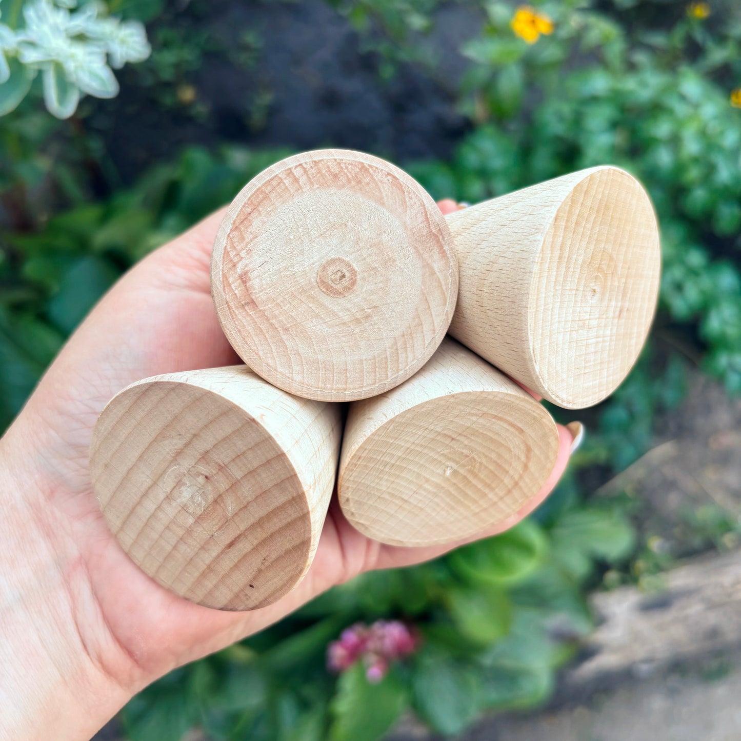 Beech Wood Cones, Unfinished Wooden Shapes for DIY Crafts, Natural Craft Blanks for Painting, Decor, Woodworking, Choose Quantity