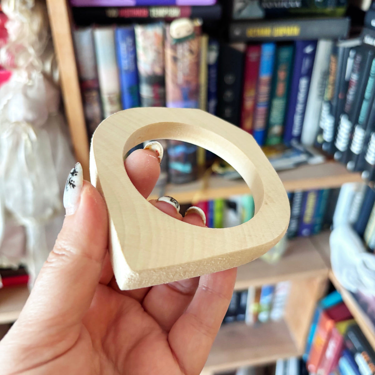 Unfinished Wooden Bangle Blank – Linden Wood Bracelet Base, 68mm Inner Diameter, DIY Cuff for Painting & Crafts - NE2