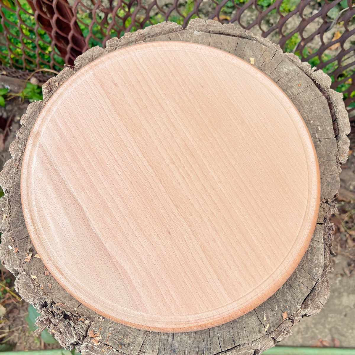 Unfinished Beech Wood Pizza Board 30 cm – Round Serving Platter with Raised Rim, Natural Wooden Kitchen Board