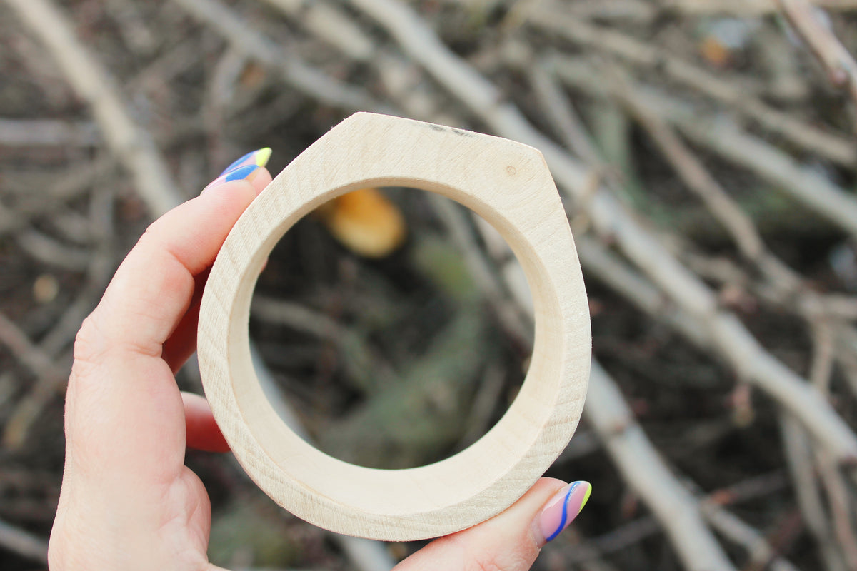 Unfinished Wooden Bangle Blank – Linden Wood Bracelet Base, 70mm Inner Diameter, Handmade DIY Cuff for Decoupage & Painting