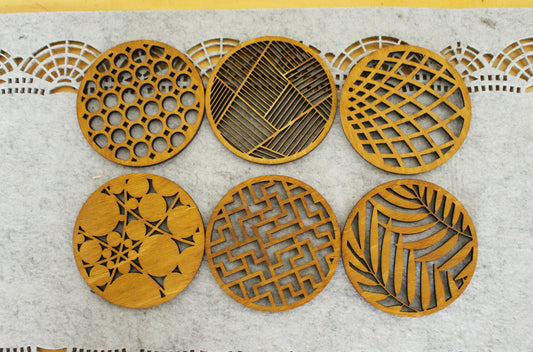 Round patterned wooden coasters 3.6 inches - 91 mm- Set of 6 - made of high quality plywood - Modern coasters - Ready to ship - ready to use