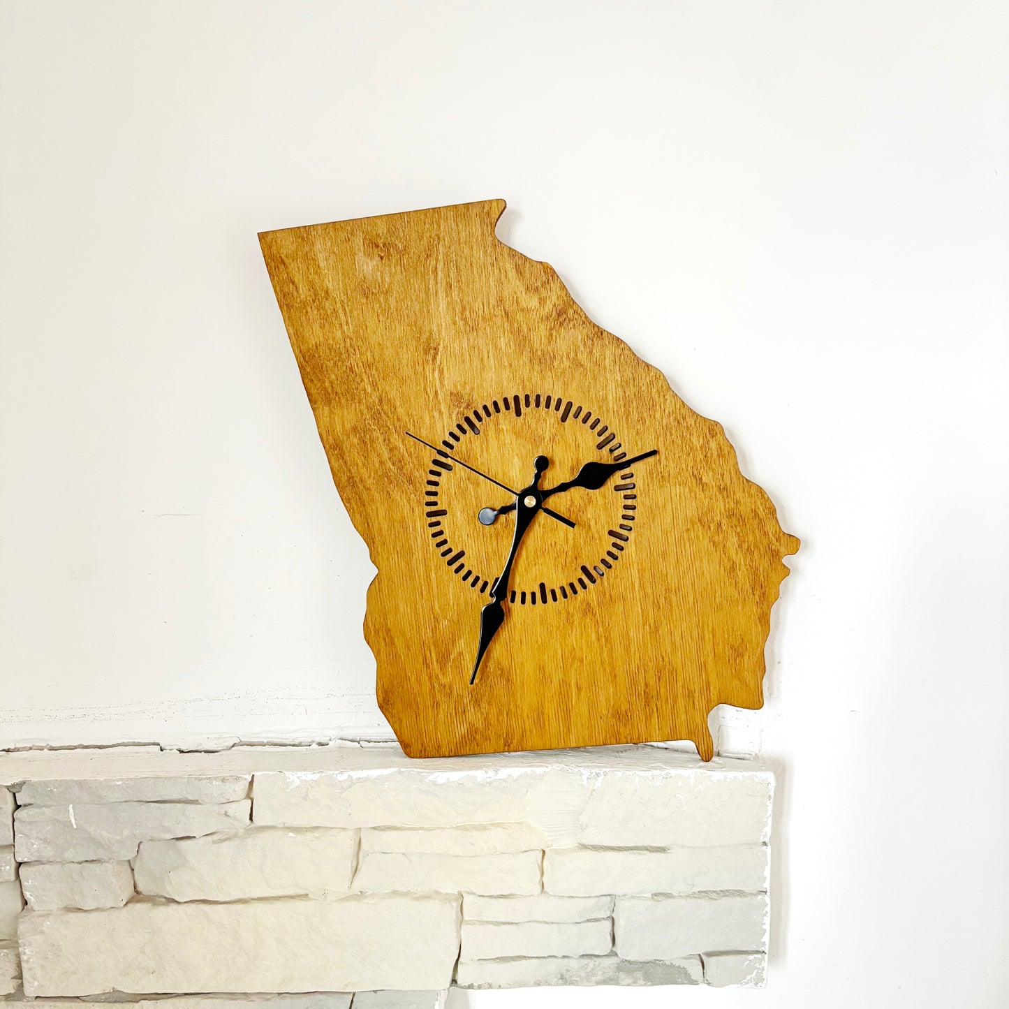 Wooden modern clock - Georgia - state - walnut wood color - 330 mm - 13 inches - handmade clock - Silent clock mechanism