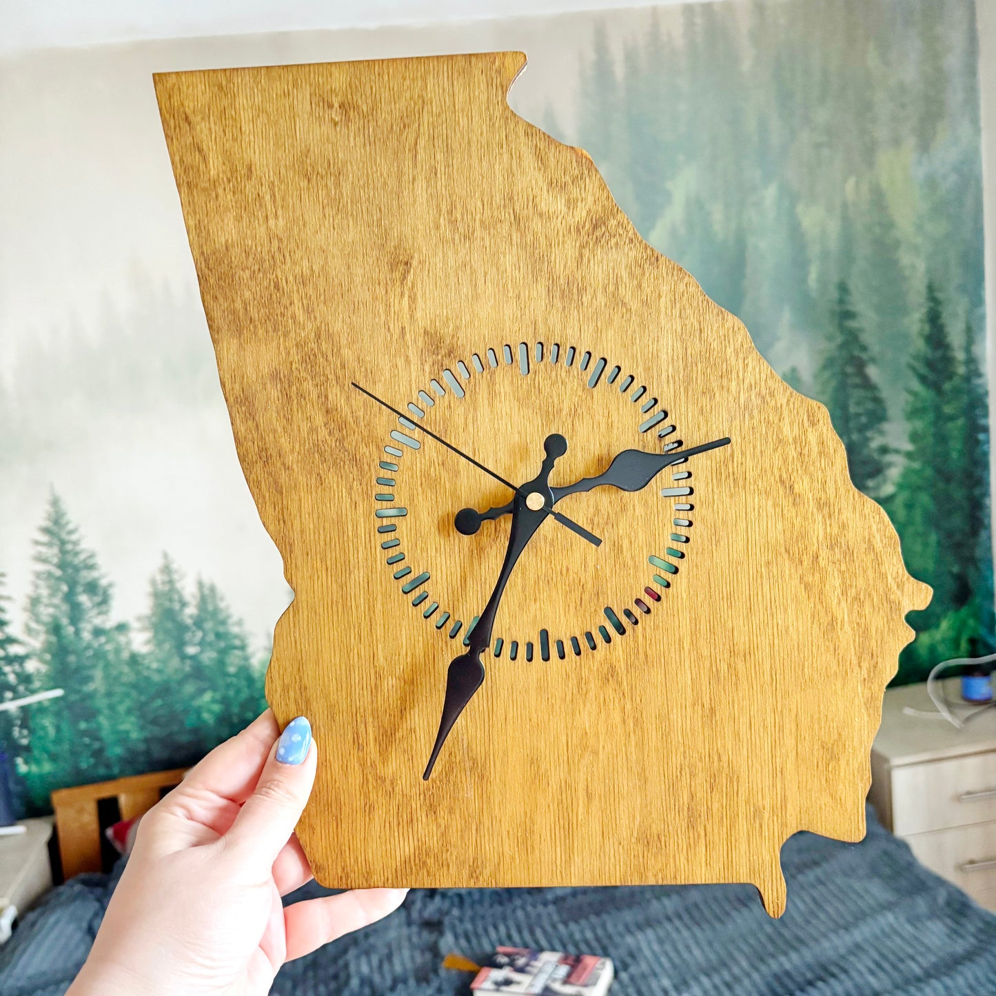 Wooden modern clock - Georgia - state - walnut wood color - 330 mm - 13 inches - handmade clock - Silent clock mechanism