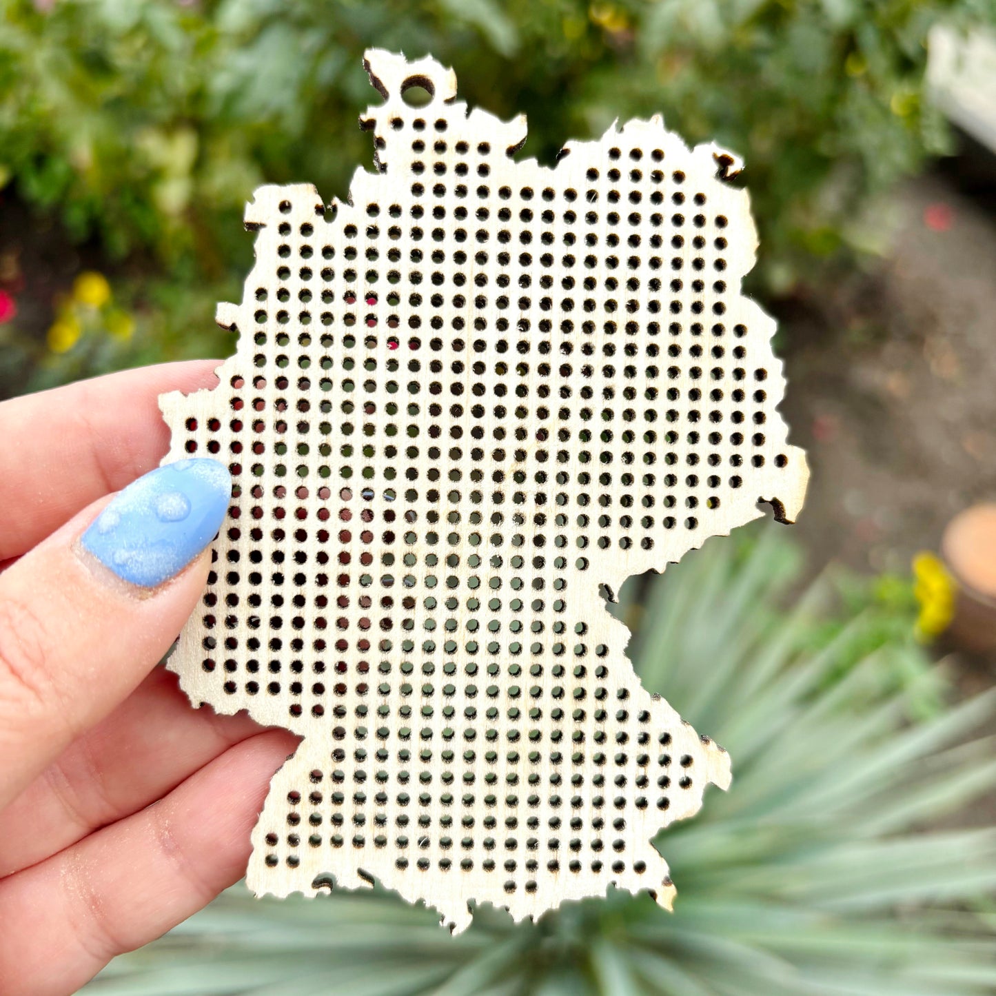 Germany Wooden Cross Stitch Blank – Birch Plywood Embroidery Base, 110 mm - 4.3 inches, 3–4 mm Thick