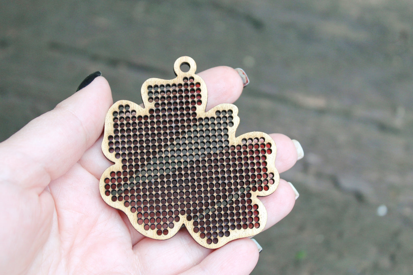 Сlover leaf - Cross stitch pendant blank - blanks Wood Needlecraft Pendant, Necklace or Earrings - wooden cross stitch blank