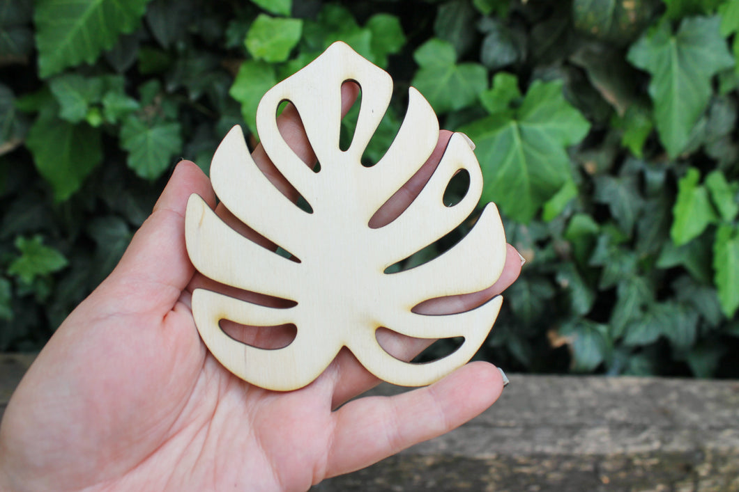 Set of 6 - Monstera leaf laser cut unfinished coasters 3.6 inches - made of high quality plywood - Leaf table decor, Modern coasters