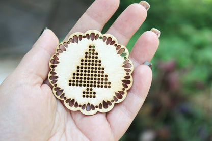 Christmas tree Cross stitch pendant blank - blanks Wood Needlecraft Pendant, wooden cross stitch blank