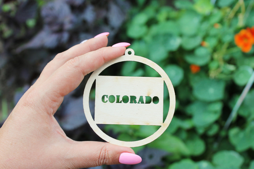 Colorado state pendant - Laser Cut - unfinished blank - 3.1 inches - Colorado Map Inside Circle