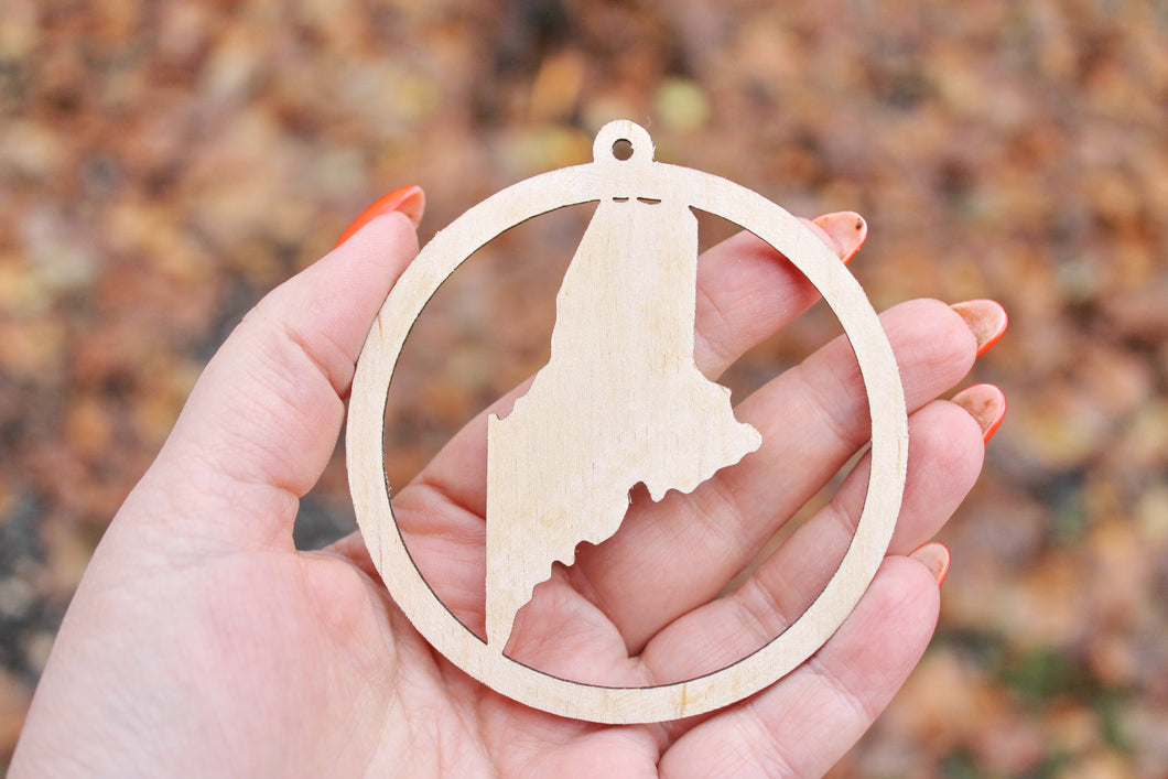 Maine state round pendant - Laser Cut - unfinished blank - 4.1 inches - Maine Map Inside Circle