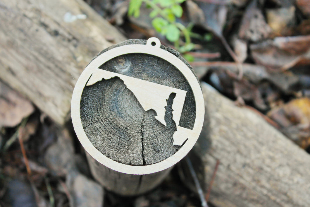 Maryland state round pendant - Laser Cut - unfinished blank - 3.1 inches - Maryland Map Inside Circle