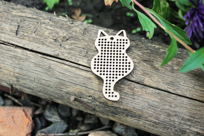 SET OF 5 - Cross stitch pendant blank Cat with tail - 2.4 inches - cat blanks Wood Needlecraft Pendant, Necklace or Earrings - K2