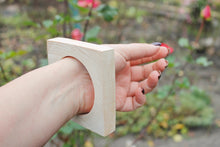 Load image into Gallery viewer, Wooden square bangle - 15 mm - unfinished wood - natural eco friendly - made of linden wood
