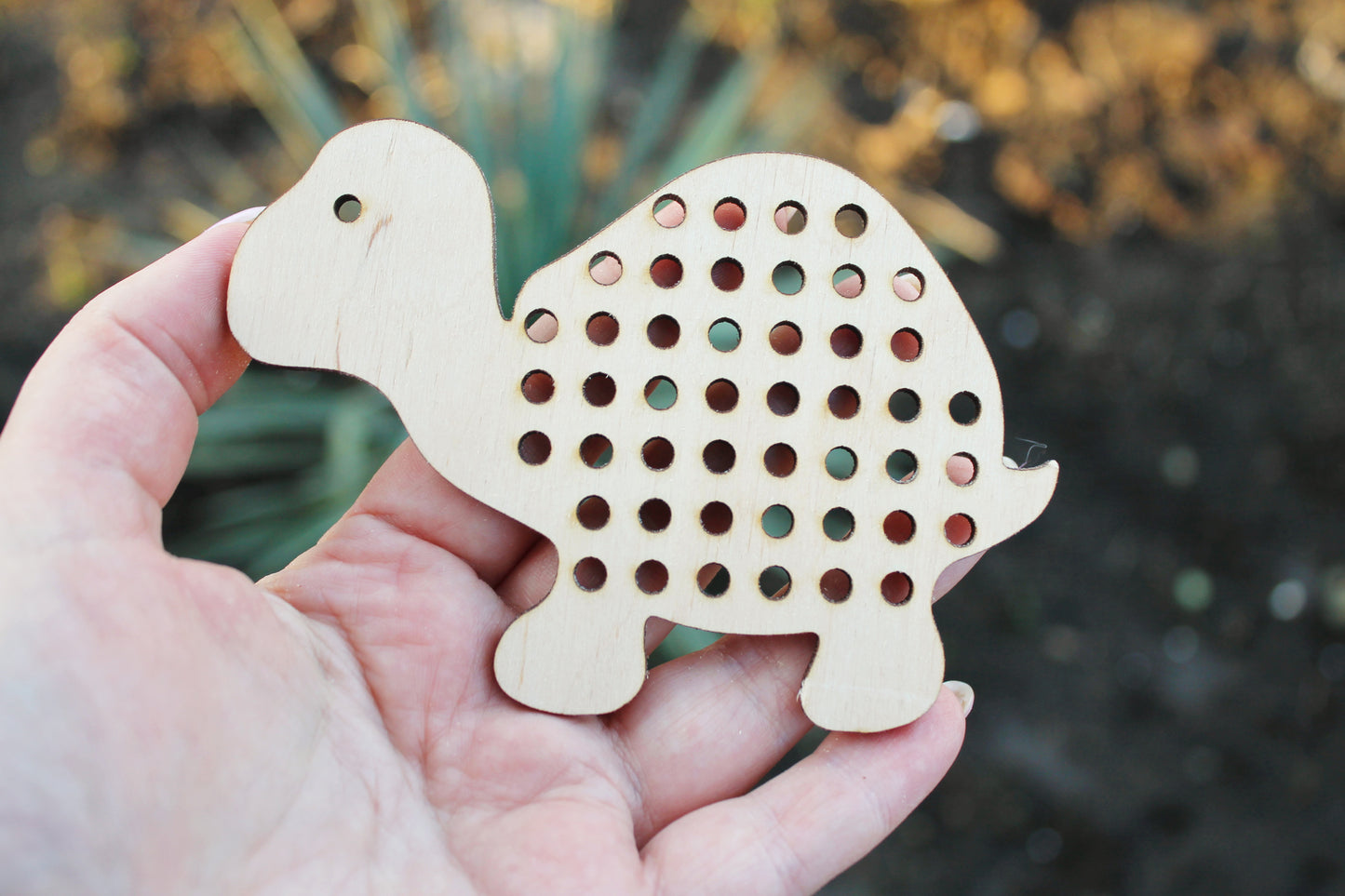 Montessori Lacing Toys - Animals Laser Cut - Educational games made of wood - laser cut educational toy - set of 10