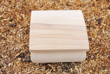 Load image into Gallery viewer, Square unfinished wooden box - 110x110 mm - 4.3 inches - on hinges- natural, eco friendly
