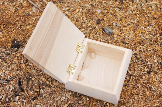 Square unfinished wooden box - 110x110 mm - 4.3 inches - on hinges- natural, eco friendly