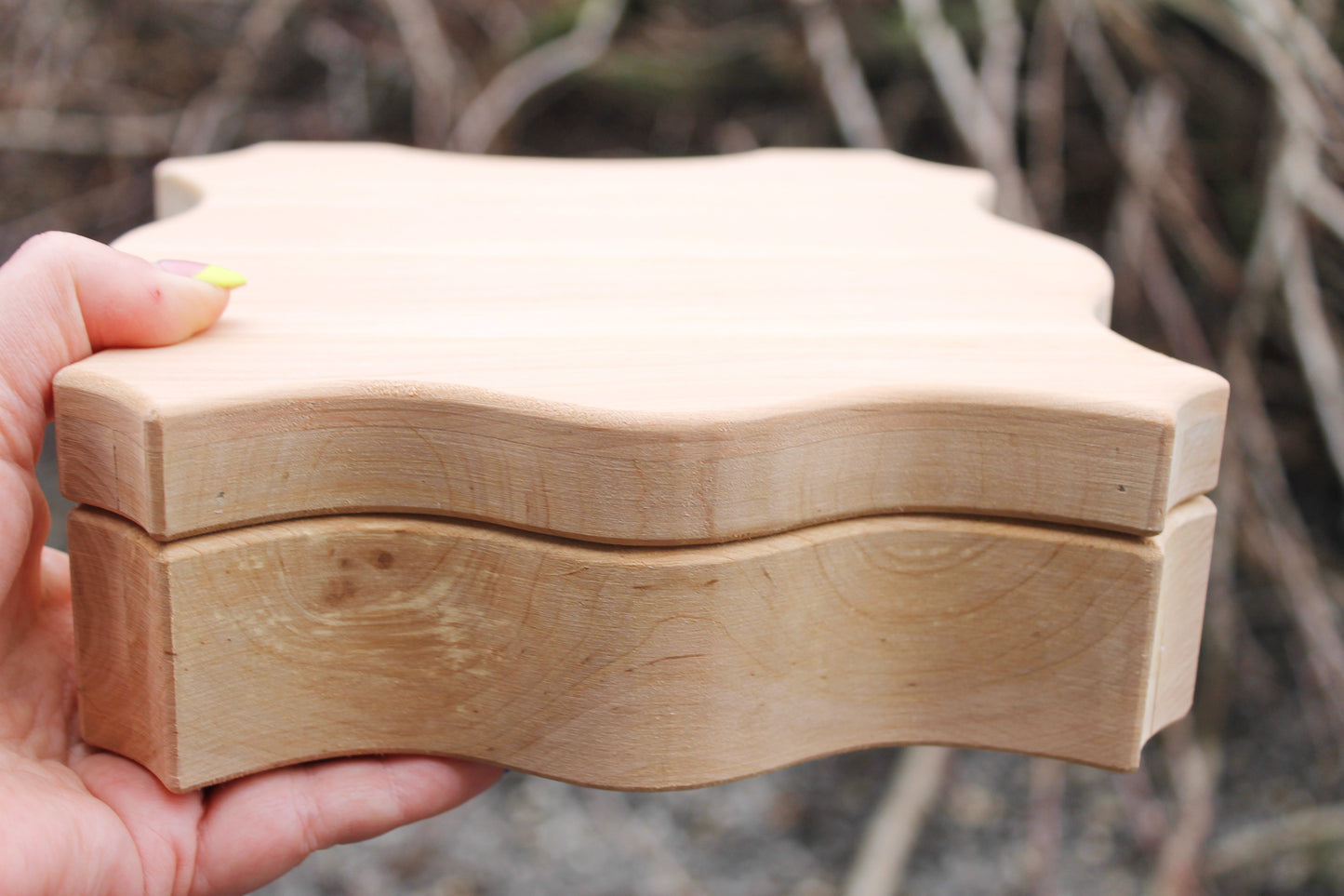 Big wooden square box - unfinished wooden box - 190 mm - 7.5 inch - on two hinges - made of alder wood