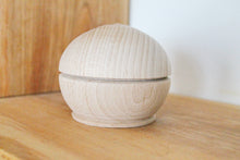 Load image into Gallery viewer, 90 mm - 3.5 inches beech wood box - round unfinished wooden box - natural, eco friendly
