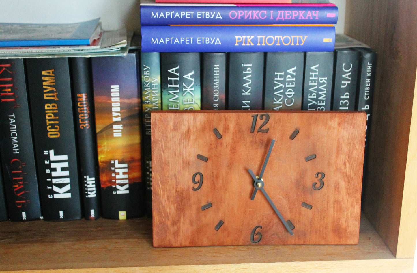 Wooden desk clock made of solid linden wood - red wood color - 230 mm - 9 inches - ready to ship - handmade clock