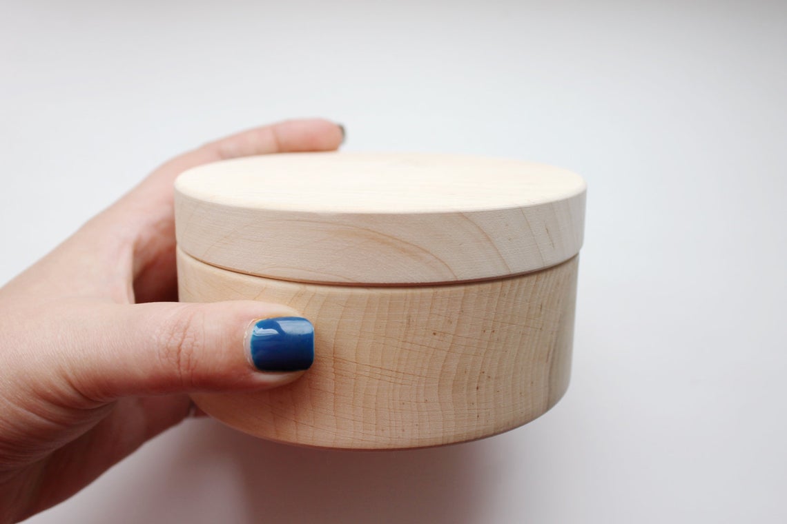 110 mm - Round unfinished wooden box - with cover - natural, eco friendly - 110 mm diameter