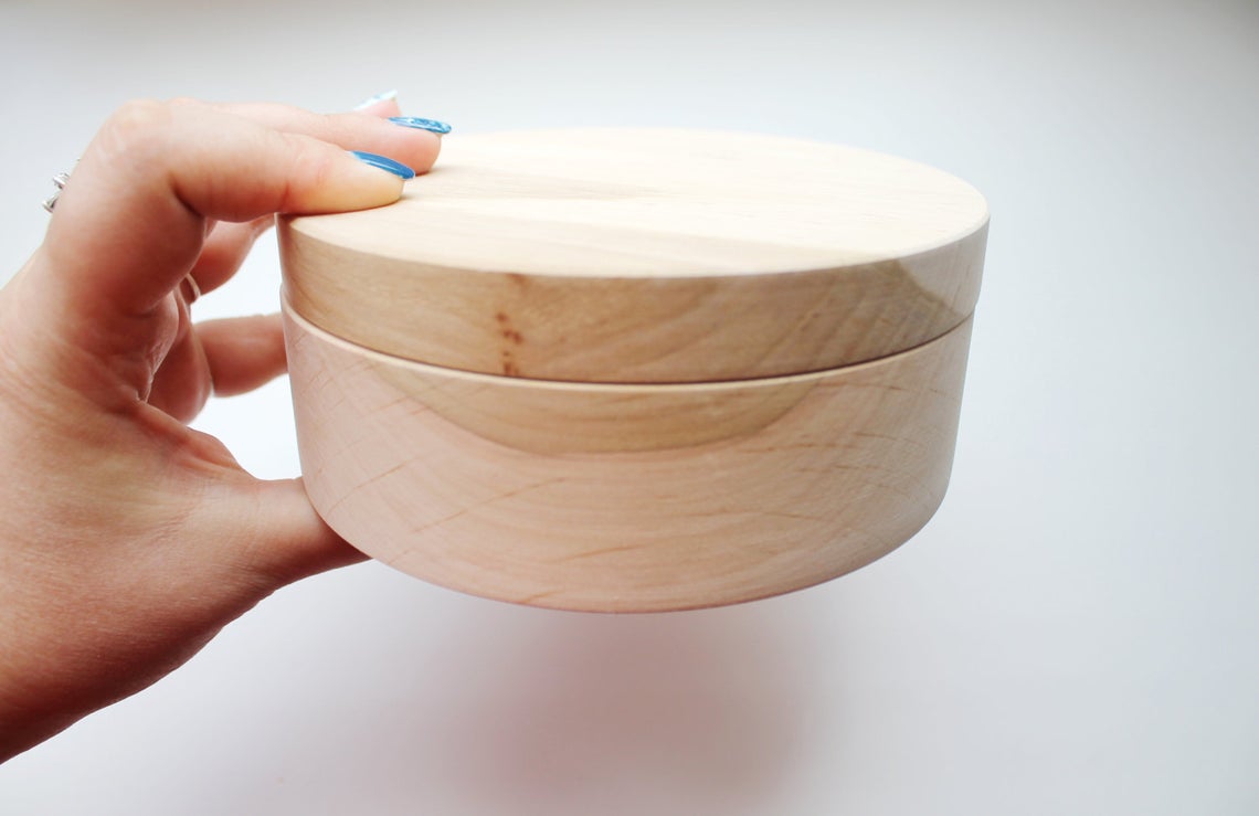 140 mm - Round unfinished wooden box - with cover - natural, eco friendly - 140 mm diameter