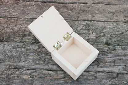 Square unfinished wooden box - 80x80 mm - 3.2 inches - with lid on hinges- natural, eco friendly