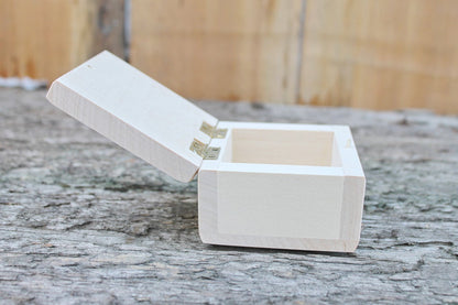 Square unfinished wooden box - 80x80 mm - 3.2 inches - with lid on hinges- natural, eco friendly