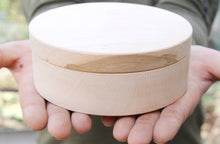 Load image into Gallery viewer, 150 mm - Round unfinished wooden box - with cover - natural, eco friendly - 150 mm diameter
