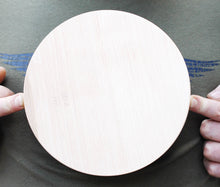 Load image into Gallery viewer, 180 mm - Round unfinished wooden box - with cover - natural, eco friendly - 180 mm diameter
