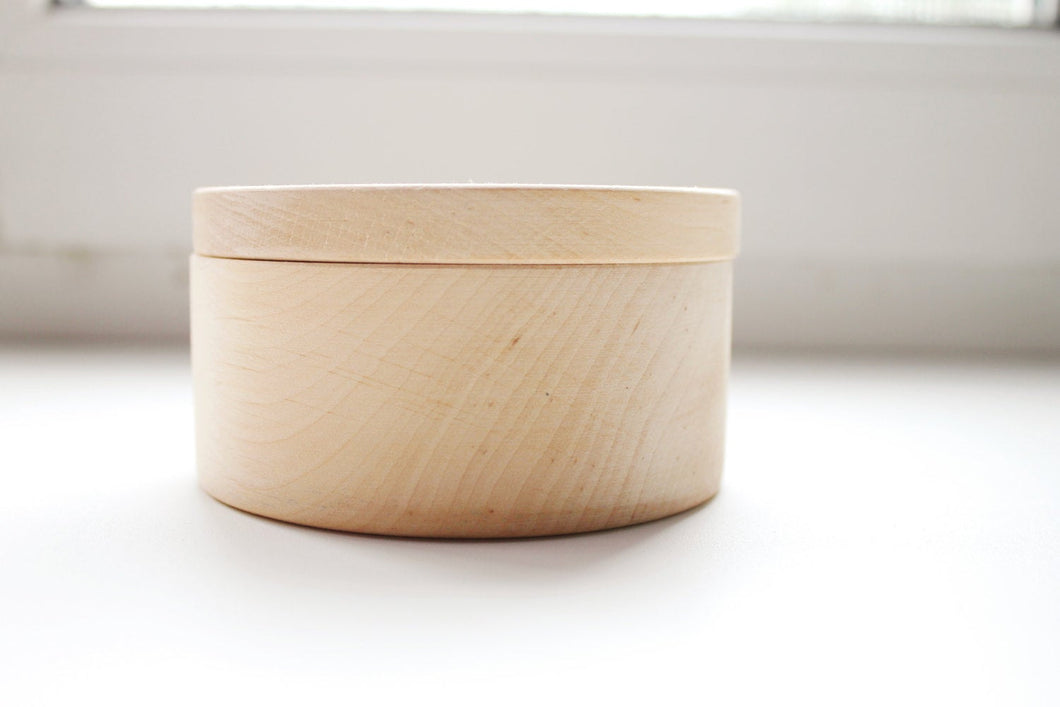 90 mm - Round unfinished wooden box - with cover - natural, eco friendly - 90 mm diameter