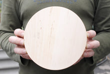 Load image into Gallery viewer, 170 mm - Round unfinished wooden box - with cover - natural, eco friendly - 170 mm diameter
