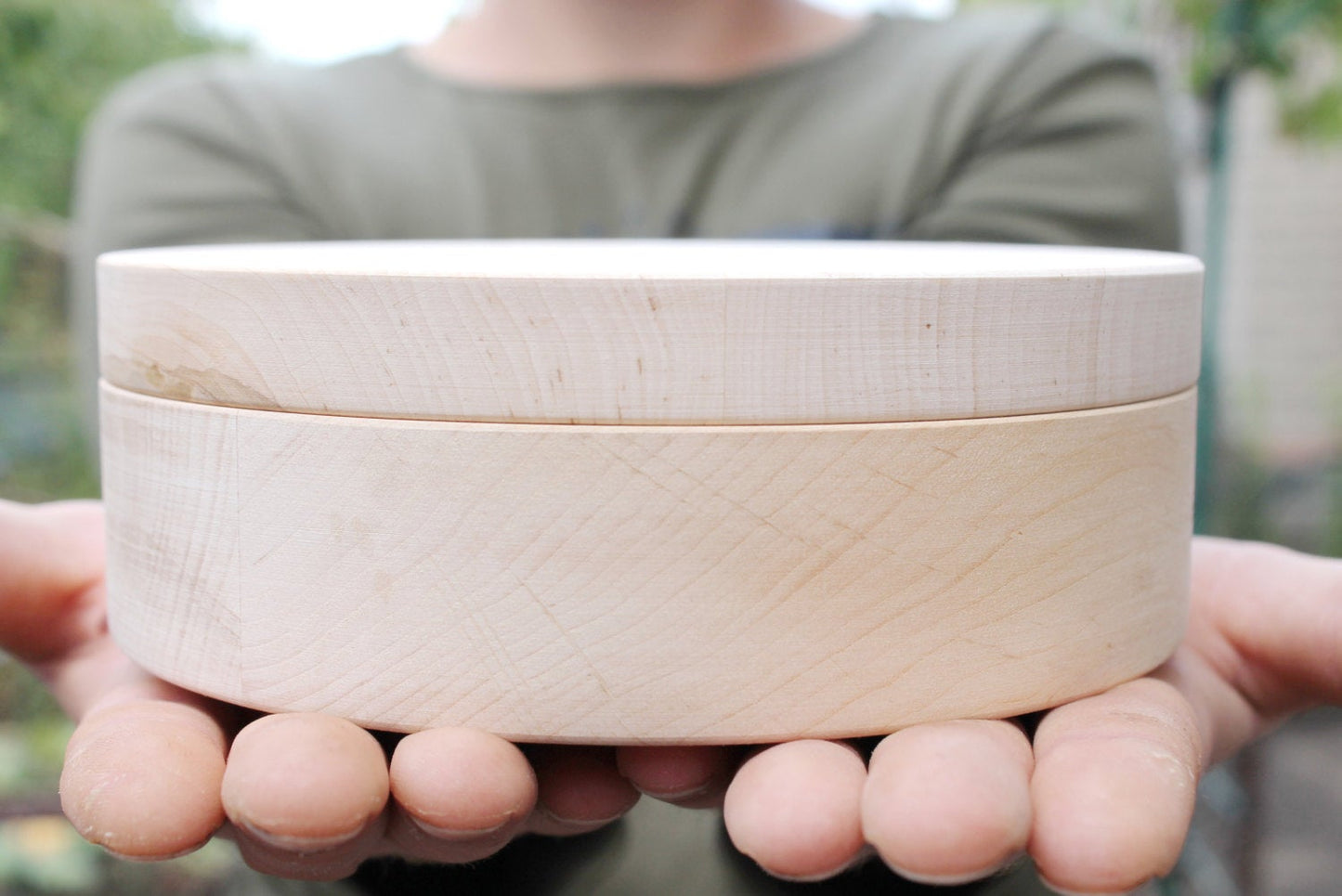 170 mm - Round unfinished wooden box - with cover - natural, eco friendly - 170 mm diameter