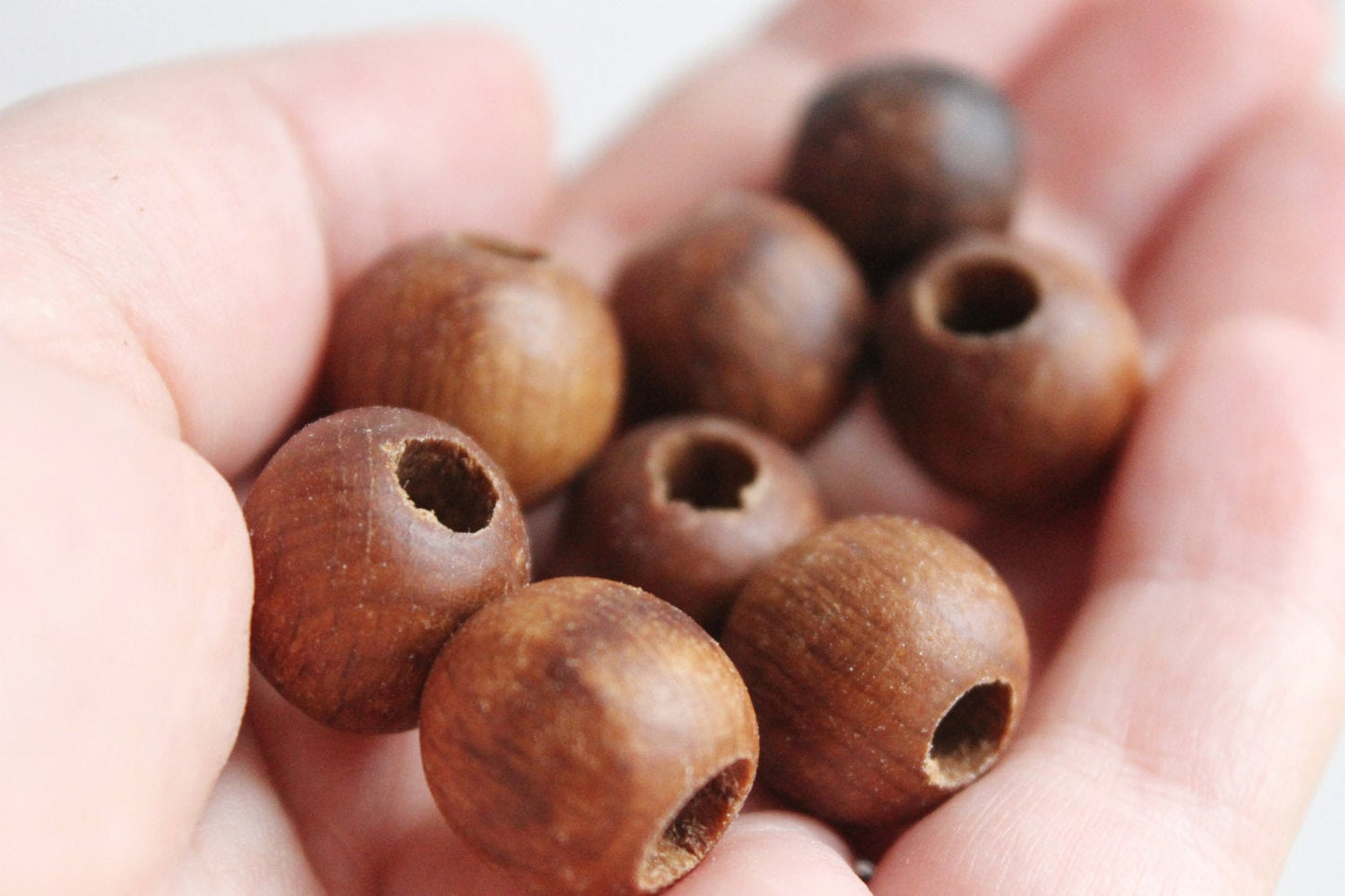 15 mm Wooden textured beads 25 pcs with big hole - 6 mm - natural, ECO-FRIENDLY beads - boiled in olive oil