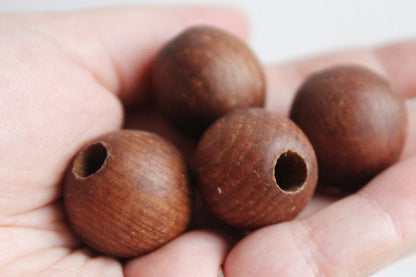 25 mm Wooden textured beads 10 pcs with big hole - 8 mm - natural, ECO-FRIENDLY beads - boiled in olive oil