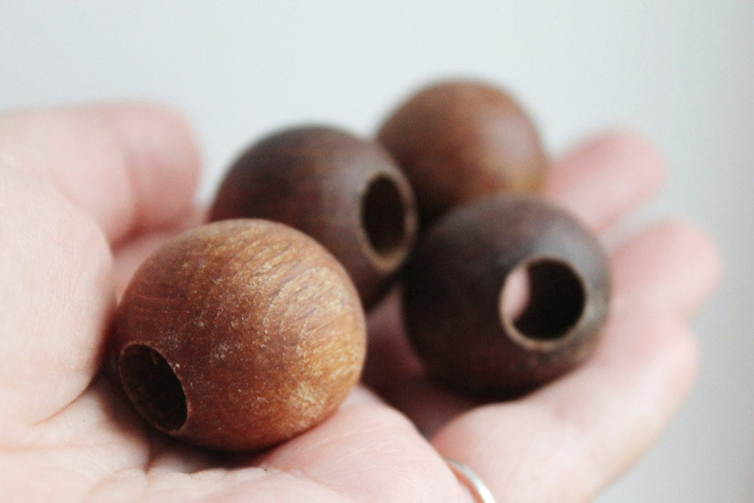 27 mm Wooden textured beads 25 pcs with big hole - 8 mm - natural, ECO-FRIENDLY beads - boiled in olive oil