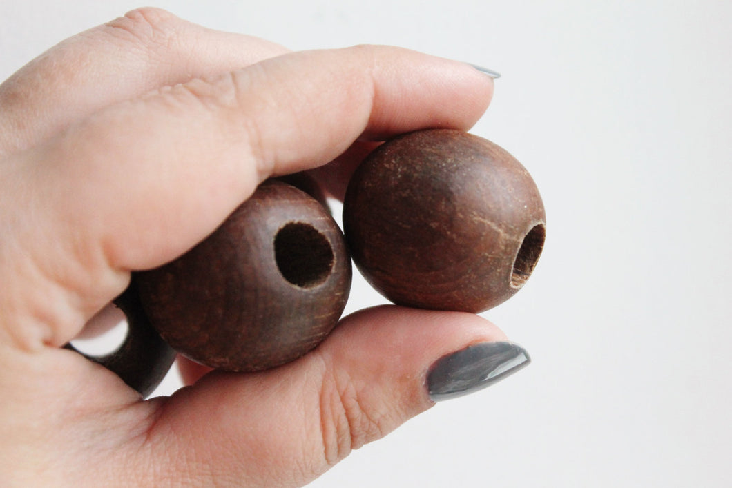 30 mm Wooden textured beads 10 pcs with big hole - 10 mm - natural, ECO-FRIENDLY beads - boiled in olive oil