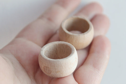 Set of 2 Unfinished Wooden finger rings - 21 mm (0.82")  - wooden connector - natural eco friendly - 2 pcs - made of beech wood