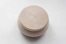 Load image into Gallery viewer, 65 mm round unfinished wooden box - with cover - natural, eco friendly - DZ
