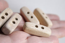Load image into Gallery viewer, Set of 5 wooden buttons - eco friendly buttons - made in Ukraine
