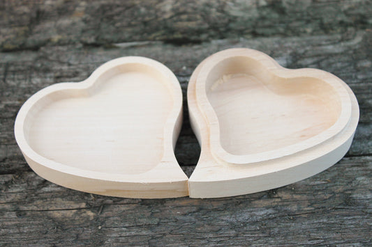 Heart-box unfinished wooden 3 inches - with lid - no hinges - natural, eco friendly
