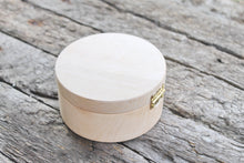 Load image into Gallery viewer, 110 mm round unfinished wooden box on hinge - natural, eco friendly - 110 mm diameter
