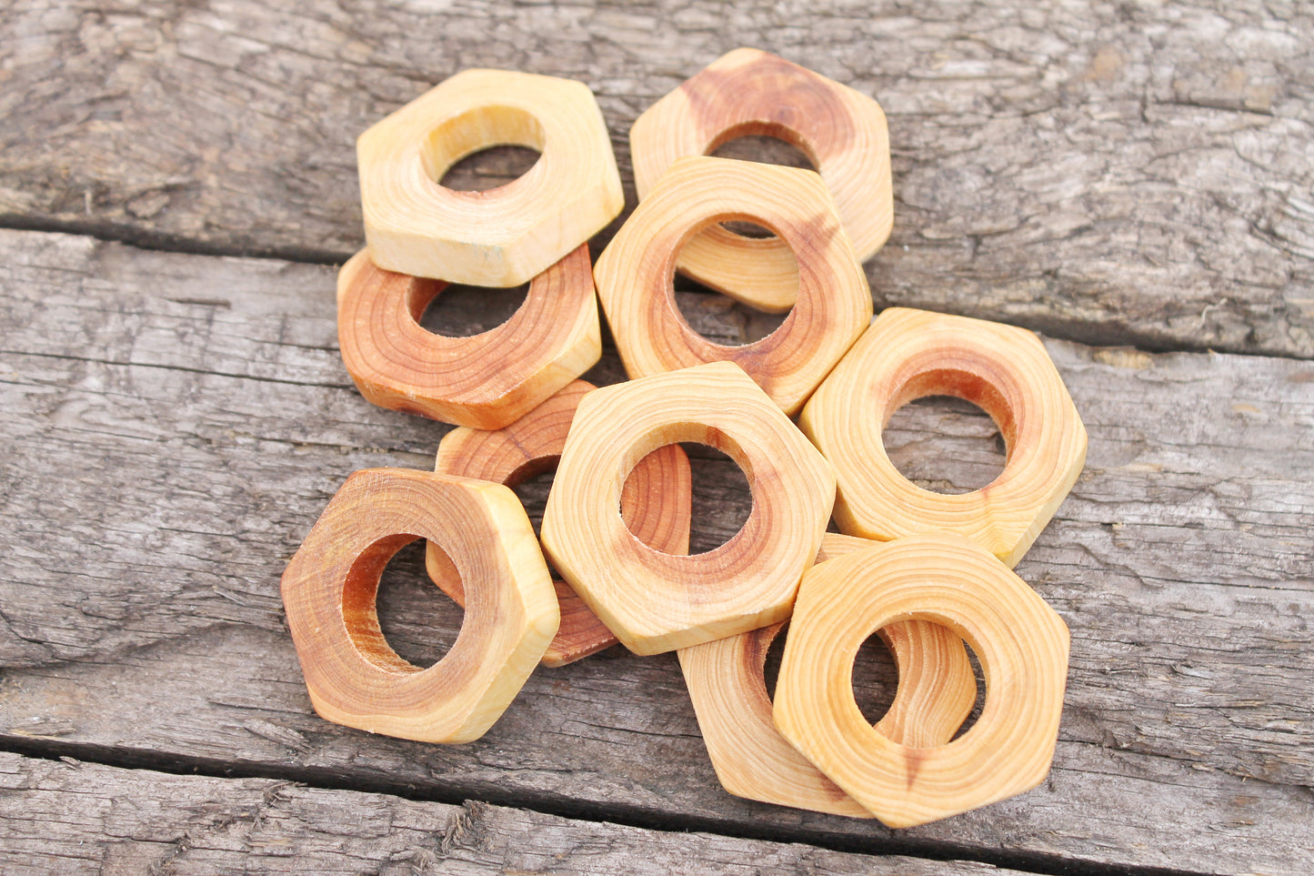 Set of 5 juniper wooden small nut 33-40 mm - natural eco friendly - kids necklace - aroma juniper